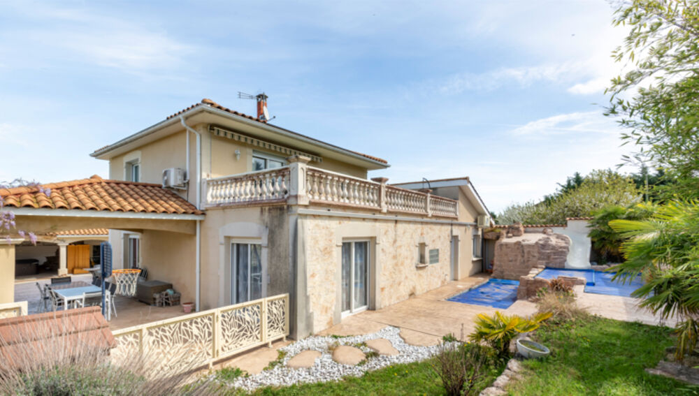 Vente Maison Maison récente 174m² avec piscine et nombreuses dépendances - Heyrieux Heyrieux