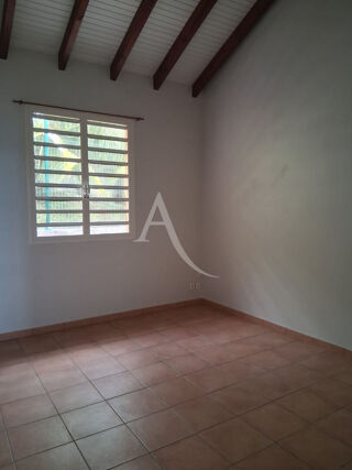  Appartement � louer 4 pi�ces 79 m�