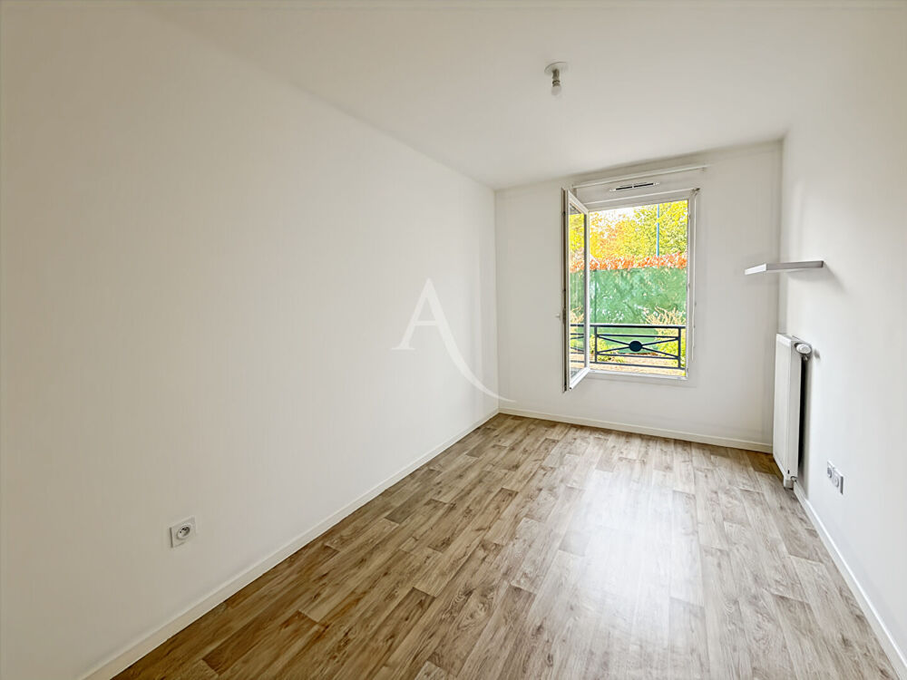 Vente Appartement COUP DE COEUR F3 EN REZ-DE-JARDIN AVEC TERRASSE & JARDIN ! Vaureal