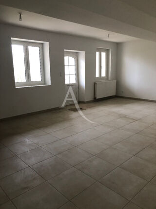  Maison à louer 4 pièces 104 m²