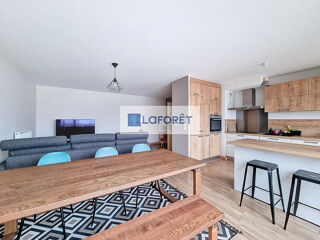  Appartement � louer 3 pi�ces 73 m�