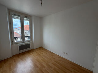  Appartement à louer 2 pièces 34 m²