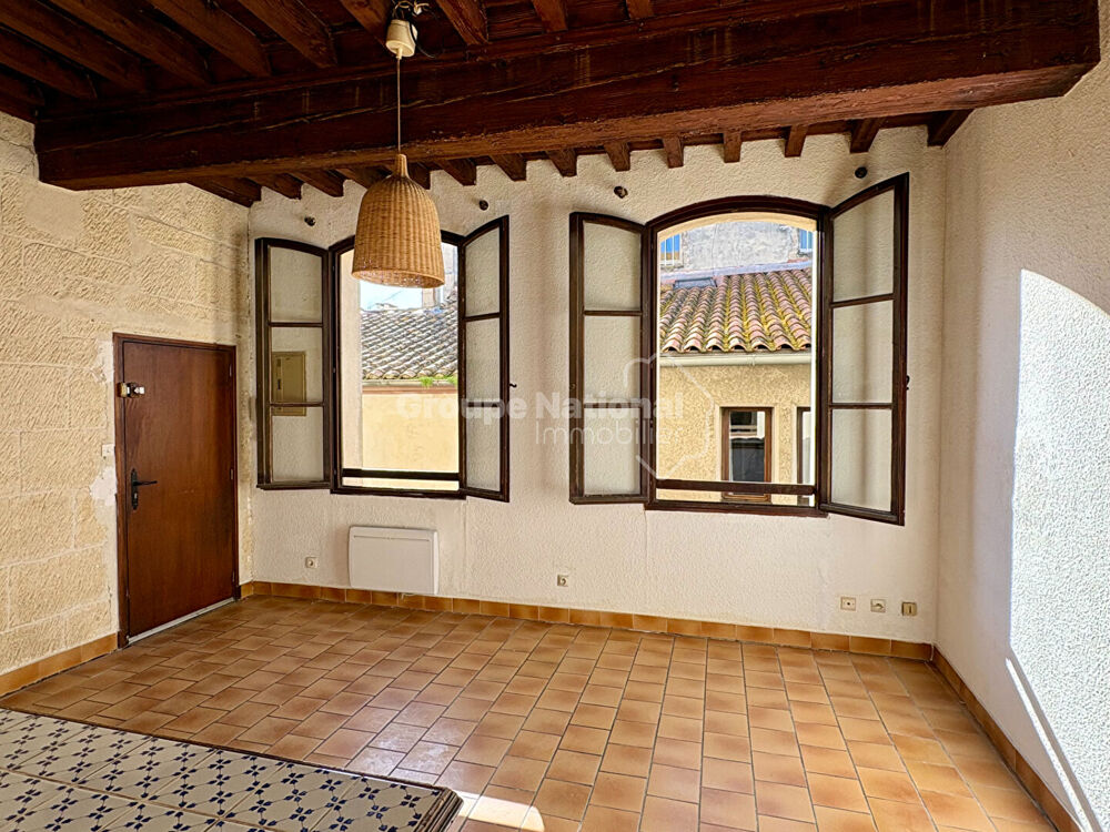ARLES. Appartement T3 en hyper centre