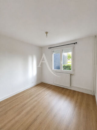  Appartement à louer 3 pièces 