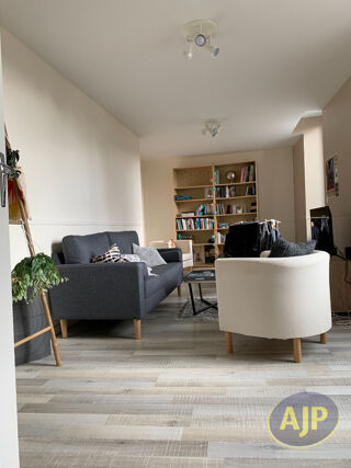  Immeuble à vendre 10 pièces 285 m²