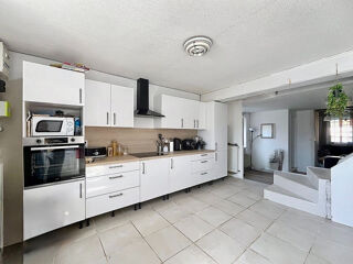 Maison à louer 3 pièces 106 m²