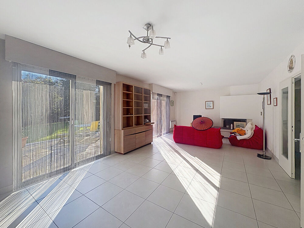 Maison familiale de 5 pièces à vendre à La Chapelle-sur-Erdre - Rare sur le marché !