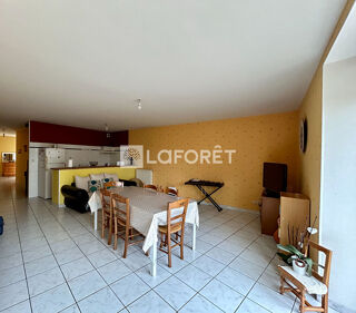  Maison à louer 4 pièces 102 m²