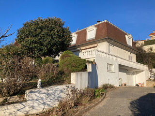  Maison � vendre 7 pi�ces 212 m�