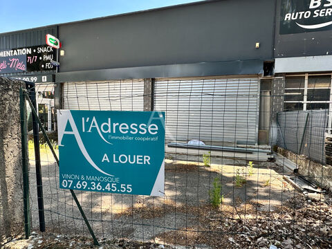 LOCAL COMMERCIAL DE 350M2 AVEC PARKING &Agrave; VINON SUR VERDON 1610 83560 Vinon sur verdon