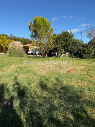  Terrain à vendre 641 m²