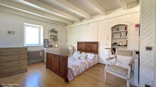  Maison  vendre 4 pices 300 m