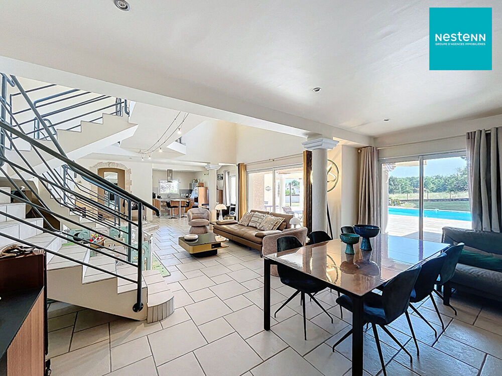 Montbrison (42600) : Maison de prestige 159 m² avec piscine chauffée et terrain arboré de 1919 m²