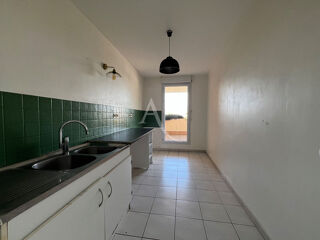  Appartement à louer 3 pièces 70 m²