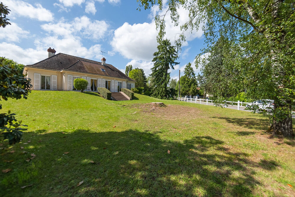 Maison 10 pièces 230 m² · à Saint Remy · 230 m² · 449 000 €