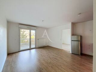 Appartement à louer 2 pièces 42 m²