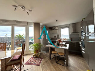  Appartement � vendre 4 pi�ces 102 m�