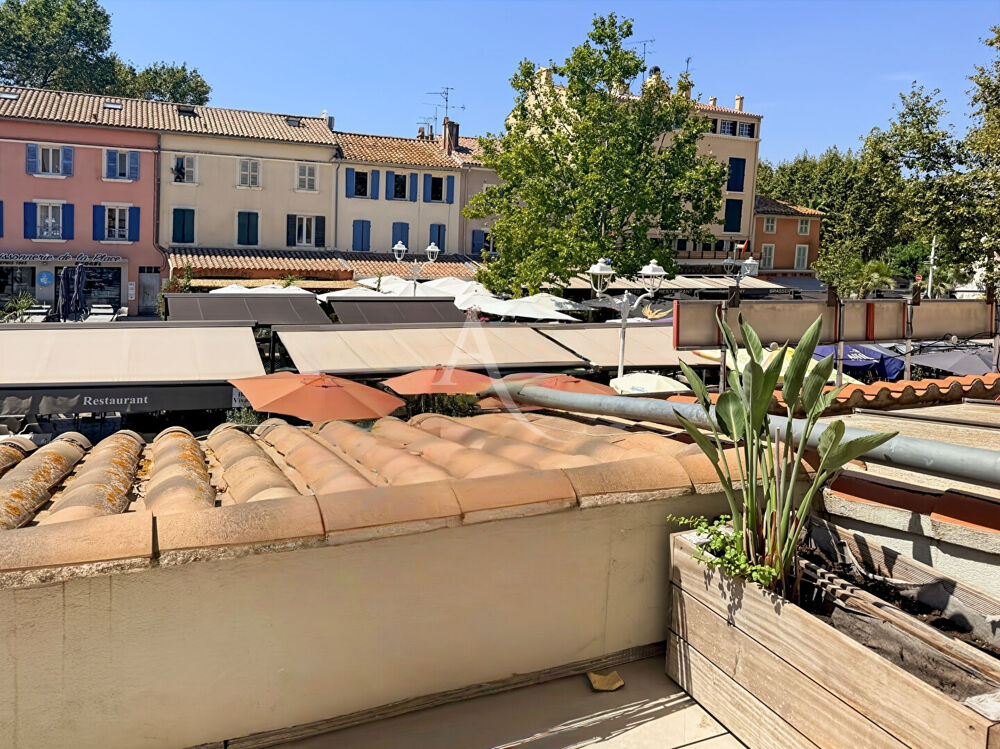 Location Appartement T1 meublé avec terrasse plein coeur du village ! Le pradet