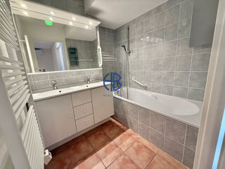  Appartement � vendre 4 pi�ces 111 m�