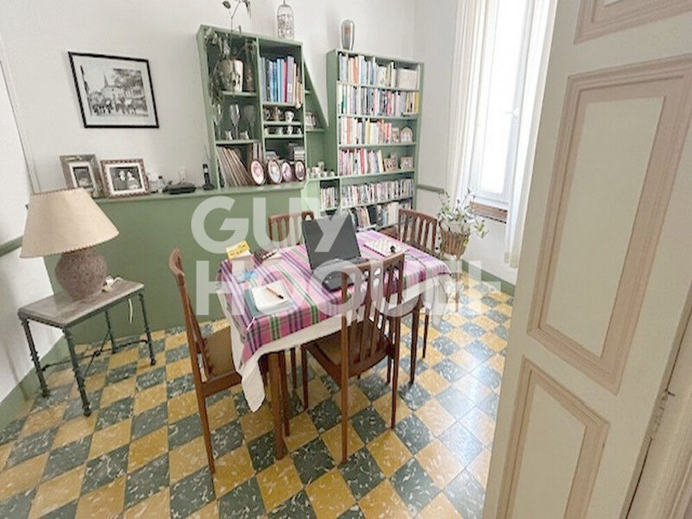 Vente Maison À Vendre  Élégante Maison de Maître au Coeur du Village de Olonzac 34210 Olonzac