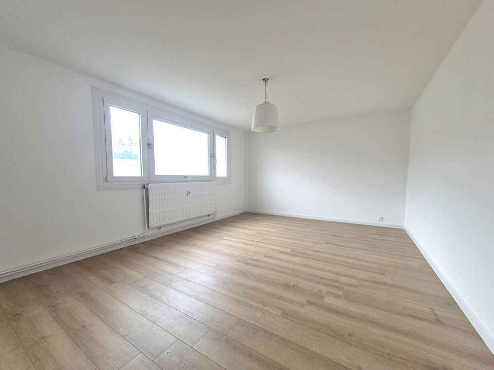 Lille Centre T3 70m² rénové - 2 ch - métro/gares - prêt à s'installer