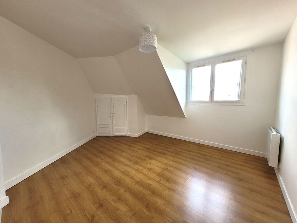 Vente Appartement 3 pièces à Limay Centre ville, 2 chambres avec parking en s/sol et cave Limay