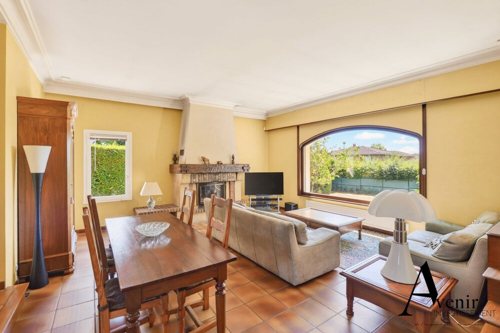 Vente Maison Maison familiale de 155 m² avec piscine sur un magnifique terrain arboré de 1 599 m² Dardilly