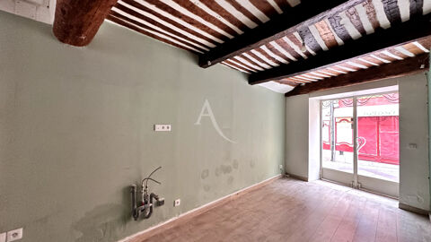   LOCAL COMMERCIAL RENOVE RUE GRANDE GREOUX LES BAINS PARKING PROCHE 