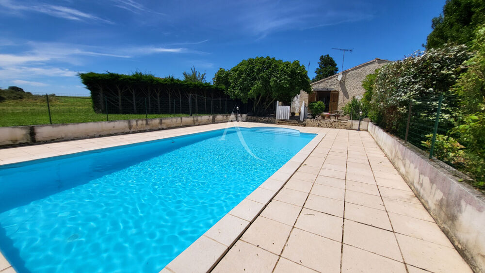 Maison Mortagne Sur Gironde 4 pièce(s) 135 m²