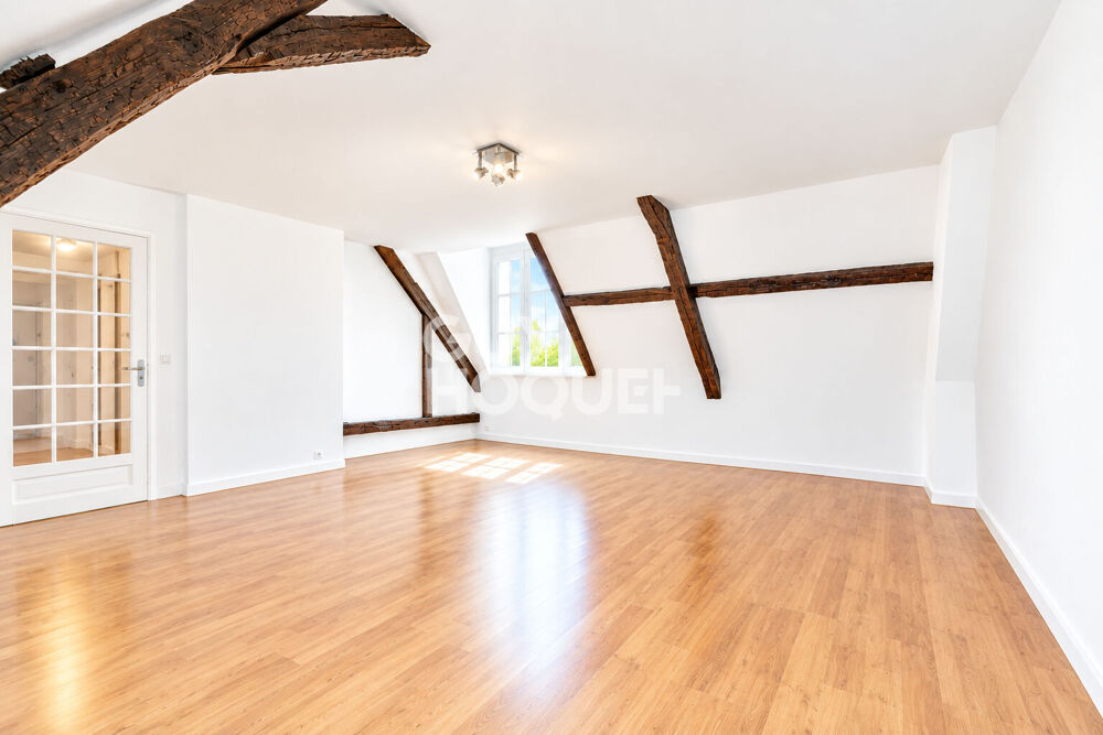 Location Appartement BIEN RARE PROCHE DES HALLES Tours