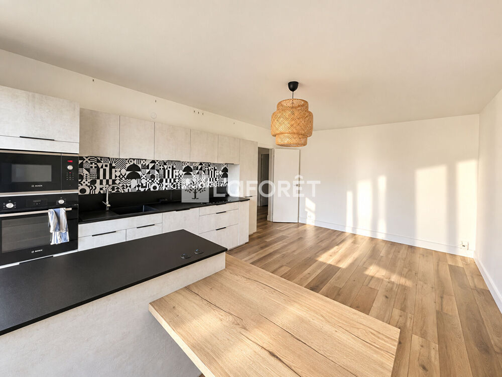 Vente Appartement Appartement 4 pièces avec balcons, cave et parking Fontenay sous bois