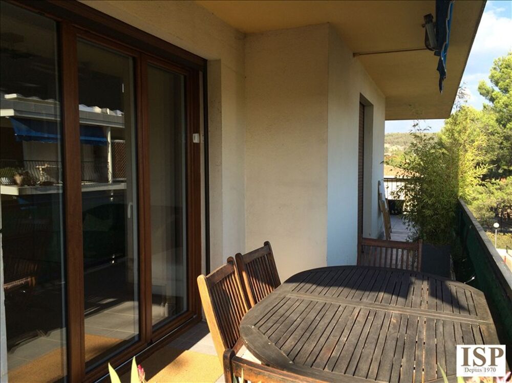 Aix proche Parc jourdan - Appartement 3 pièces meublé