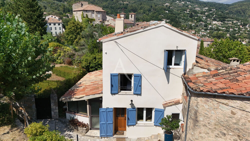 Coup de coeur ! MAISON DE VILLAGE rénovée + terrain 2100m² à Seillans !
