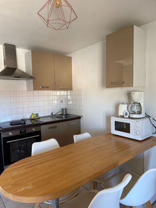  Appartement à louer 2 pièces 34 m²