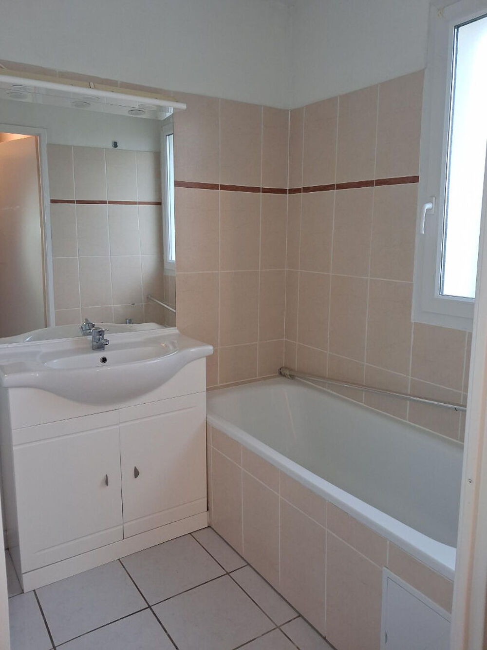 Location Appartement Appartement Varennes Vauzelles 3 pièce(s) 58 m2 Varennes vauzelles