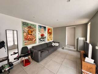  Maison à louer 10 pièces 146 m²