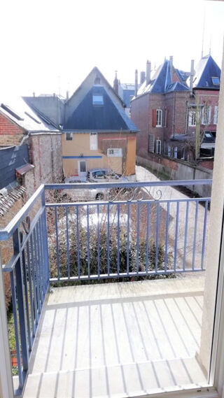  Appartement à louer 2 pièces 38 m²