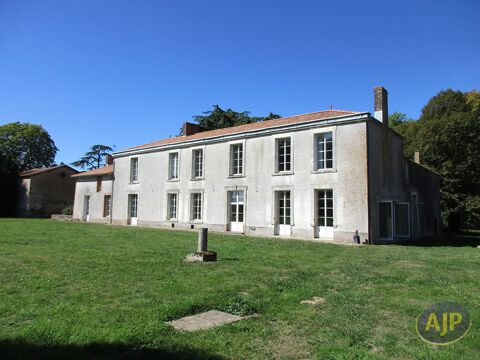  Maison de ma�tre VILLEDIEU LA BLOUERE 15 pi�ce(s) 465 m2 Villa - 15 + pi�ce(s) - 465 m�
