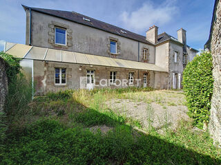  Maison à vendre 15 + pièces 382 m²