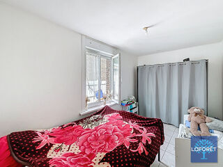  Immeuble à vendre 6 pièces 142 m²