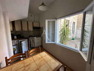  Immeuble à vendre 8 pièces 148 m²