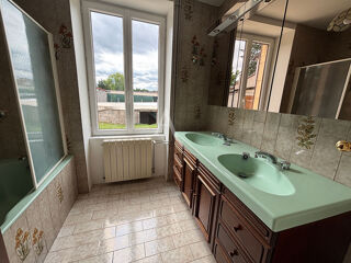  Maison à vendre 8 pièces 145 m²