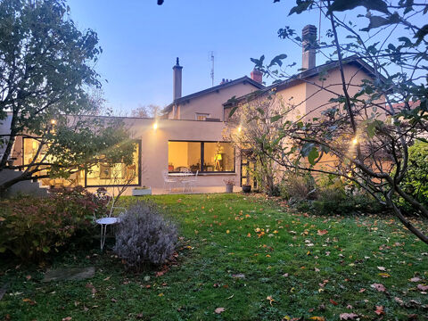   GENAY Maison familiale avec jardin + appartement indpendant lou Maison - 8 pice(s) - 162 m