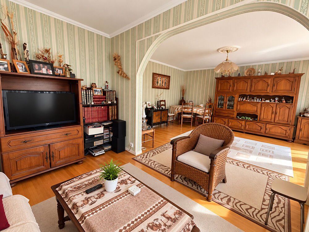 Vente Appartement SPACIEUX 4 PIÈCES DE 83,45 M² - POSSIBILITÉ 3 CHAMBRES - AVEC BALCON - PARKING ET CAVE Neuilly sur marne