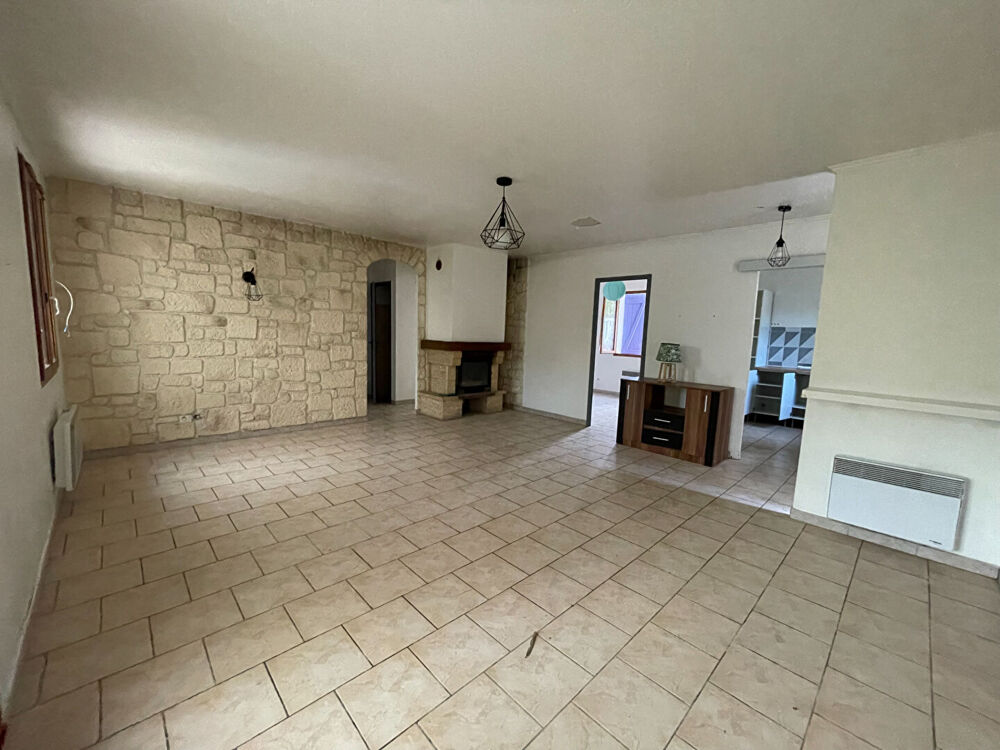 Maison de plain-pied de 80 m² avec piscine - La Fare les oliviers