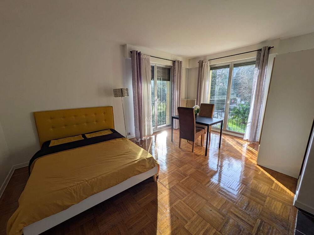 STUDIO MEUBLE A LOUER- LE PECQ