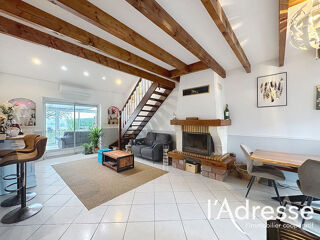 Vente Maison FLEURY - CHARMANTE MAISON 4 CHAMBRES - VERANDA - JARDIN - GARAGE Fleury