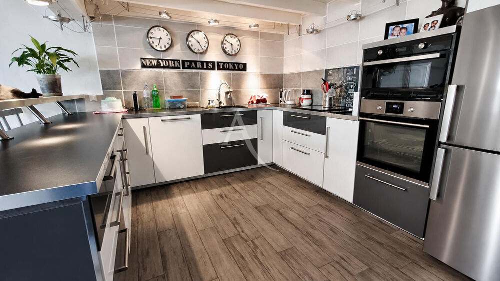 Appartement Sète 4 pièces 122 m2