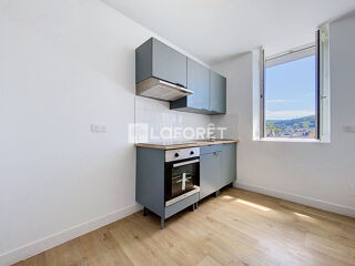  Appartement à louer 2 pièces 35 m²