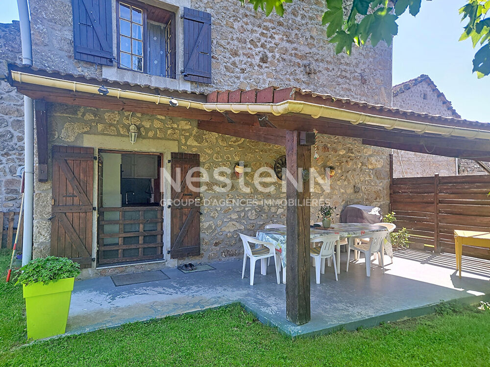 EXCLUSIVITE ! Hameau de GRAZAC ! Bâtisse en pierre offrant 2 habitations sur 1200 m2 de terrain